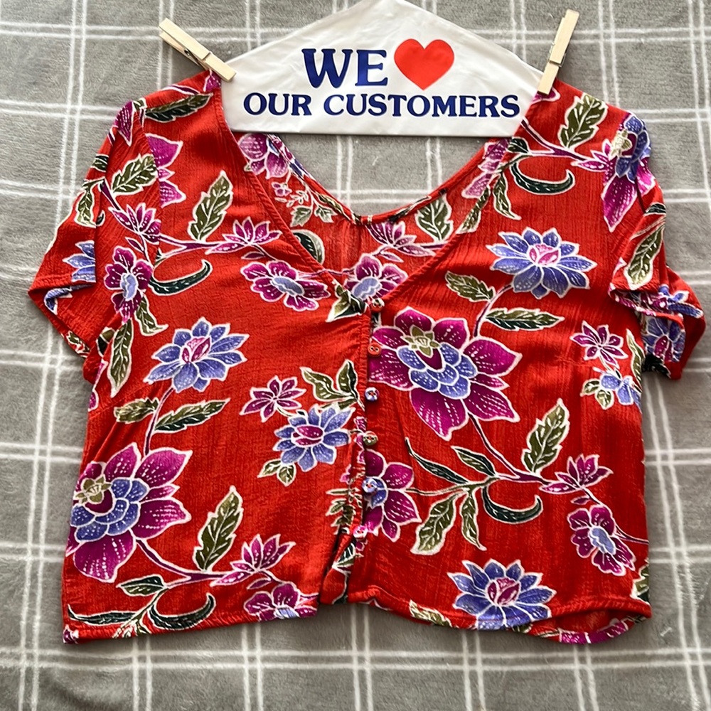 Flower Design Crop Top